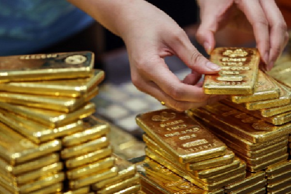 排队6小时只为买黄金？新一年淘金潮：关注长期价值把握震荡机会